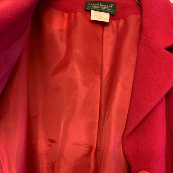 Harve Benard blazer. Deep fuchsia color. Size 22. Excellent condition. Pockets. - Picture 5 of 6